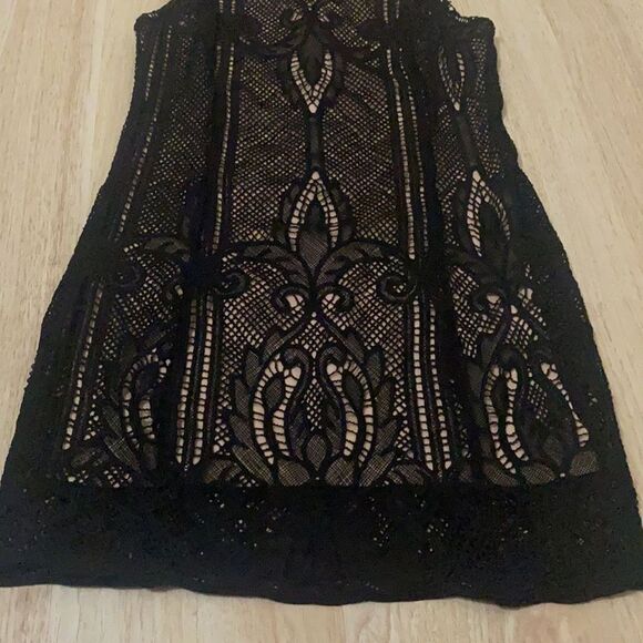 NWT Forever 21 Thick Black Lace Dress - Picture 5 of 10